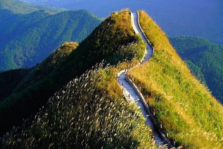 Tour Du Lịch Bình Liêu 2N1Đ: Hà Nội - Bình Liêu - Chinh Phục Sống Lưng Khủng Long