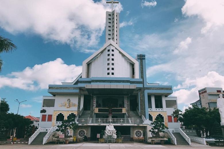 Nhà Thờ Tắc Sậy