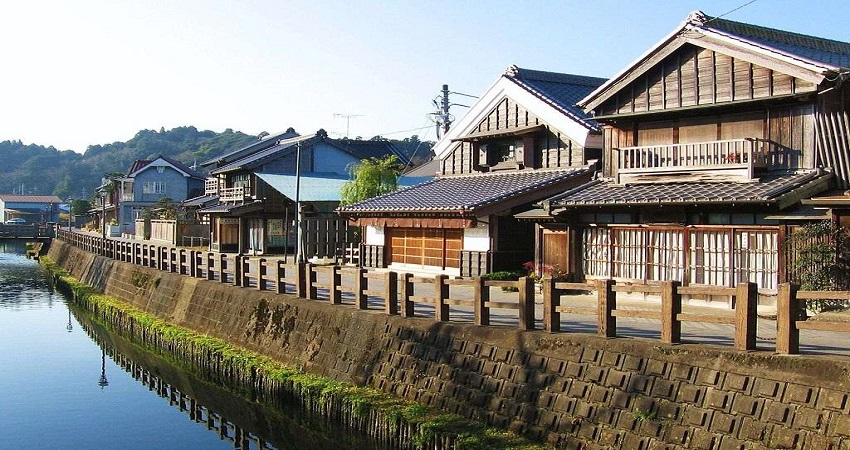 Sawara