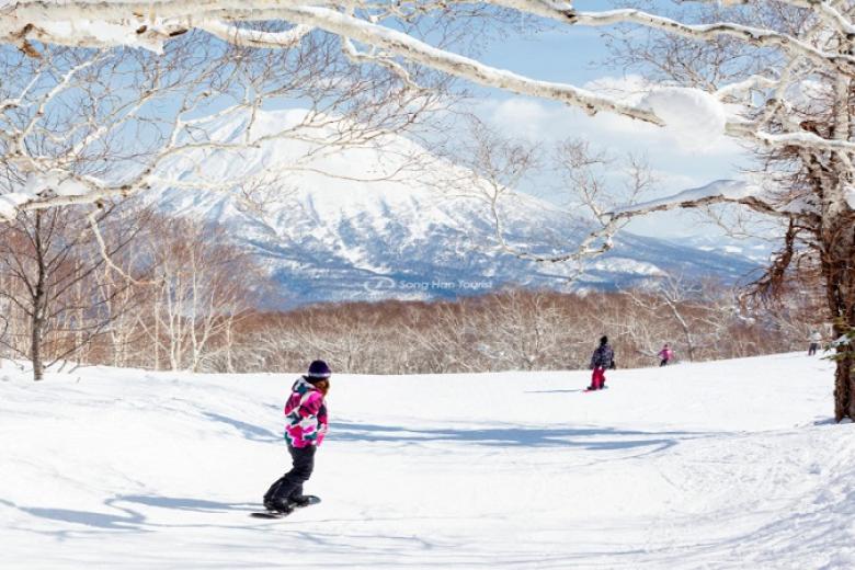 Vui chơi tại khu trượt tuyết Grinpa