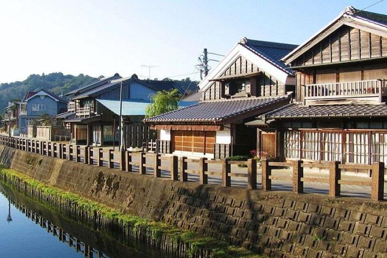 Little Edo Sawara