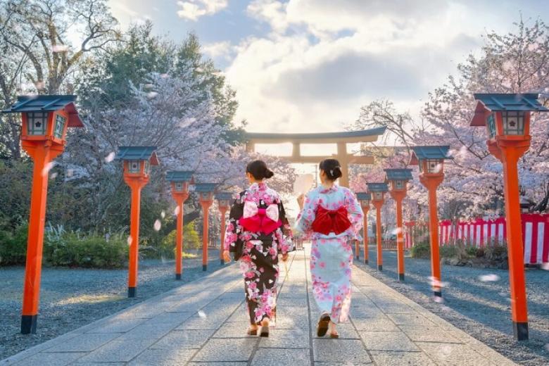Mặc đồ Yukata