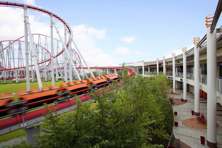 Tự do mua sắm tại Mitsui Outlet Park Jazz Dream Nagashima