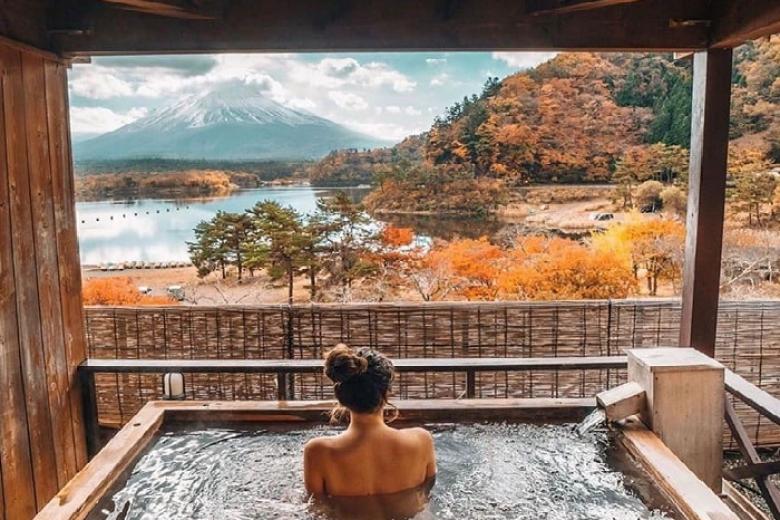 Tắm Onsen