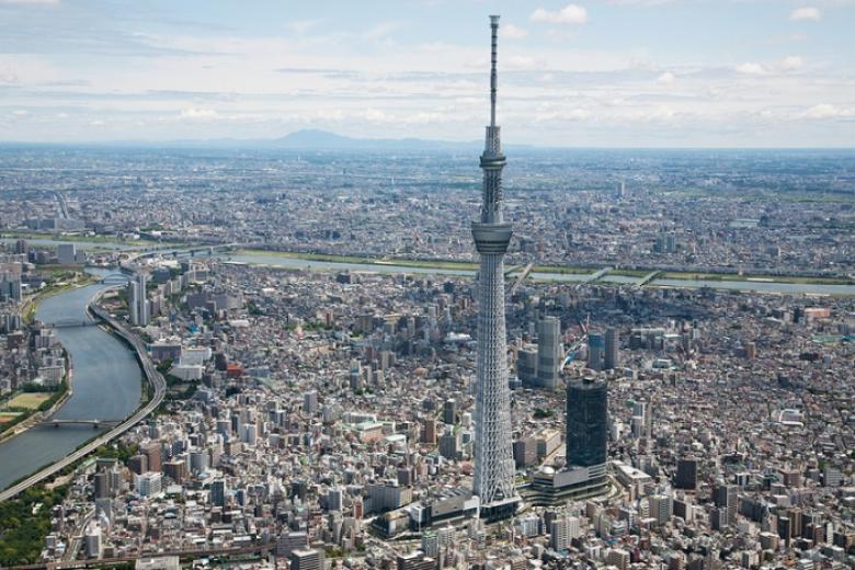 Chụp ảnh cùng Tháp truyền hình Tokyo Skytree