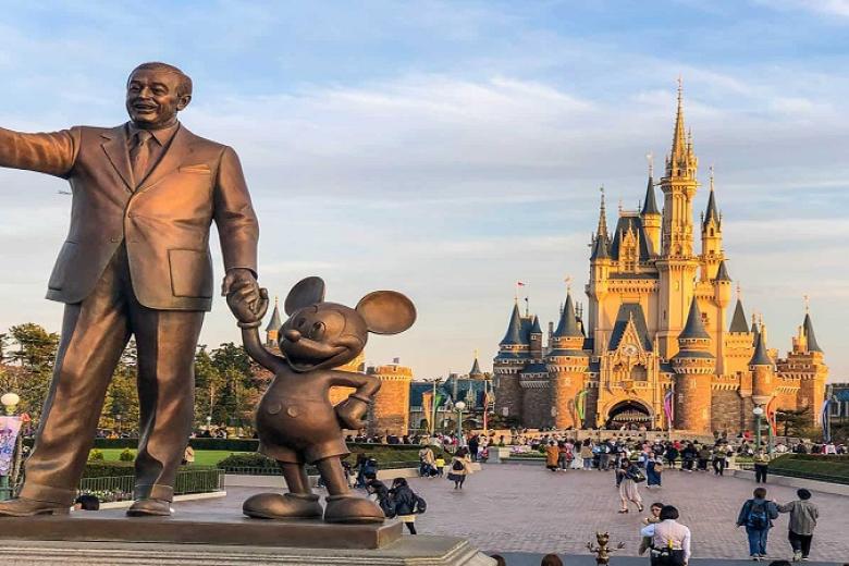 Tự do vui chơi tại Tokyo Disneyland