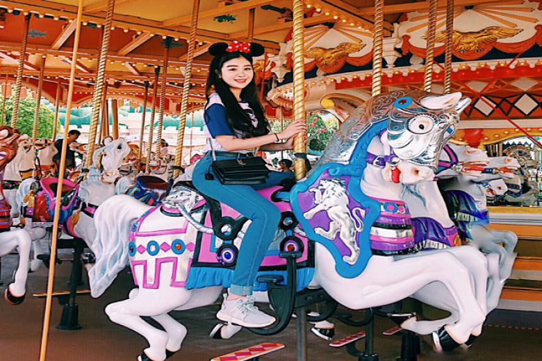 Tự do vui chơi tại Tokyo Disneyland