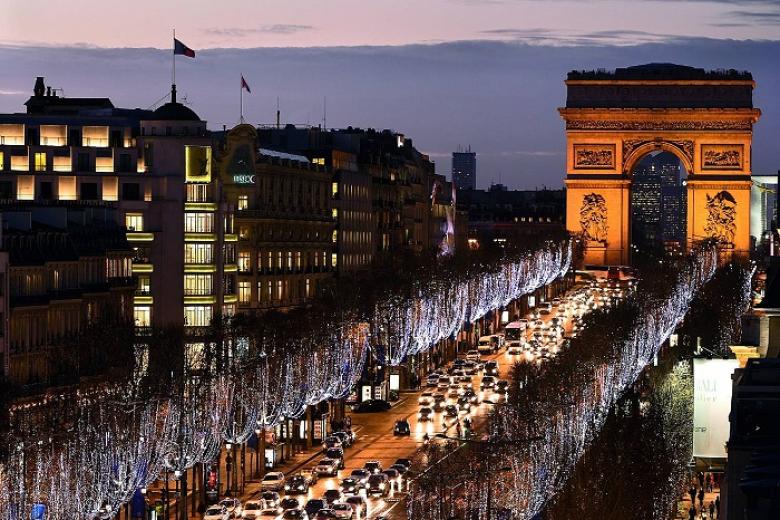 Đại Lộ Champs Elysees