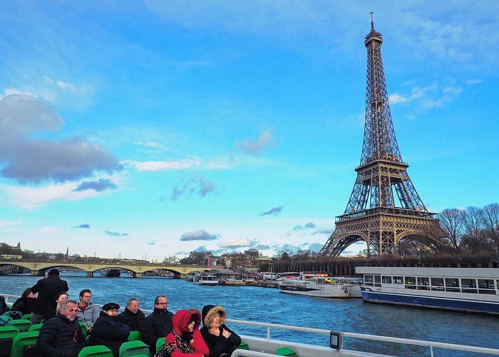 Vui chơi, tham quan