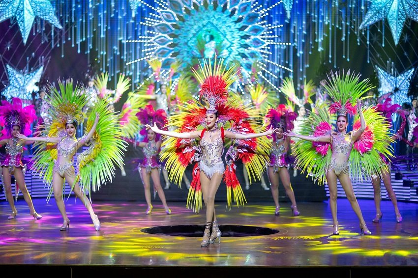 Mãn nhãn với Alcazar Show và Colosseum Show