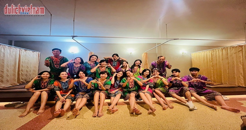 Massage Thái cổ truyền