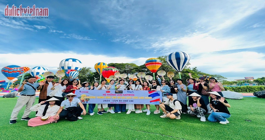 Bảo tàng nghệ thuật ánh sáng và vườn khinh khí cầu