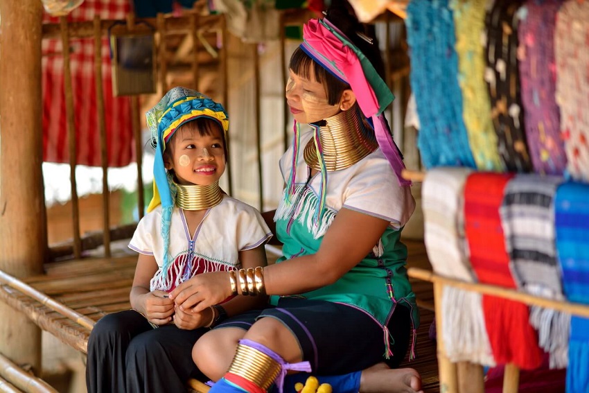 Làng cổ dài