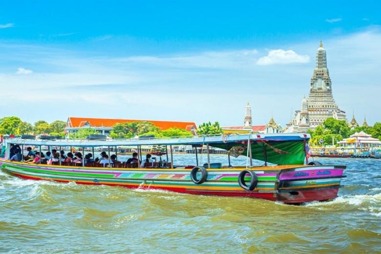 Dạo thuyền trên dòng sông Chaophraya Huyền thoại
