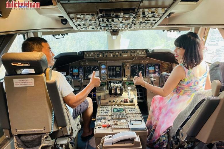 Plane Cafes