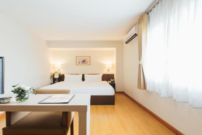 Seasons Siam Hotel