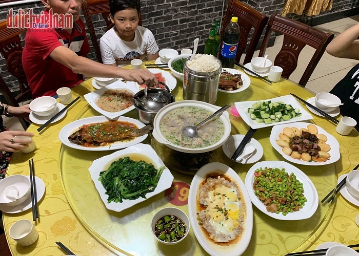 Nhà hàng