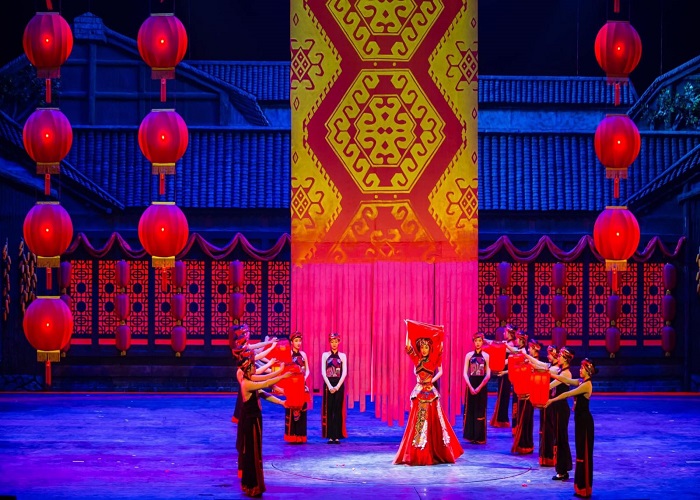 Vui chơi, tham quan