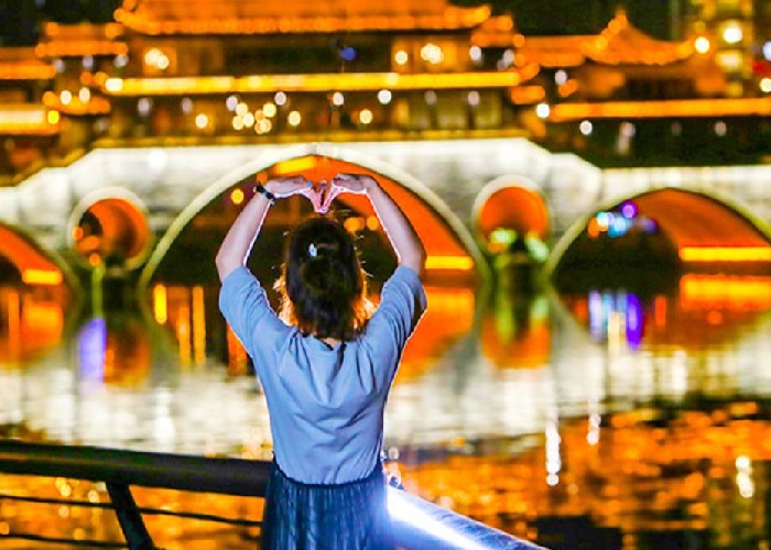 Vui chơi, tham quan