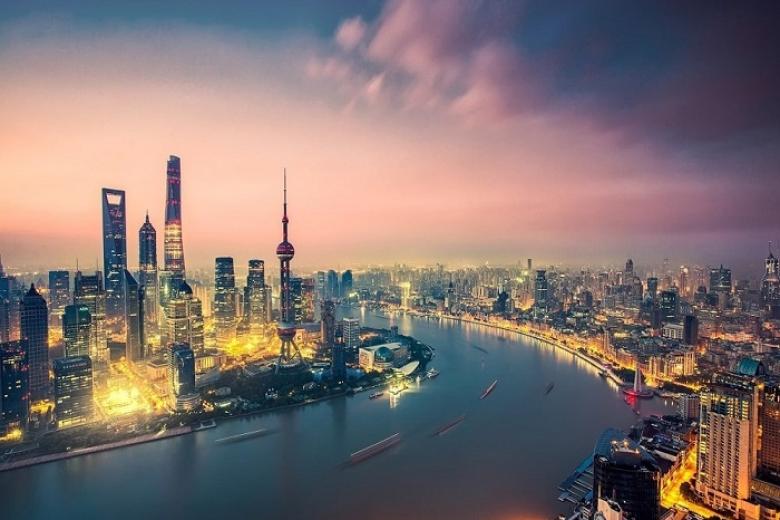 Du ngoạn trên sông Hoàng Phố