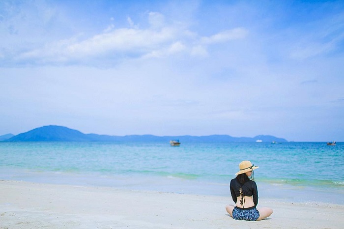 đi tour Nha Trang giá rẻ tắm biển Dốc Lết