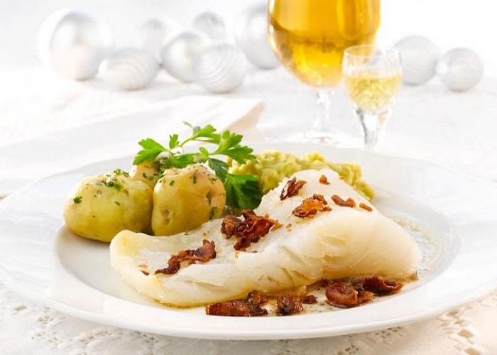 Lutefisk - Cá tuyết khô ngâm trong giấm