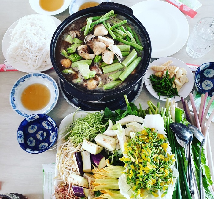Lẩu mắm trong tour du lịch Cần Thơ