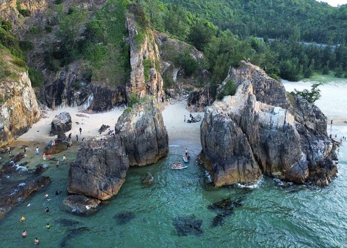 Bãi đá nhảy
