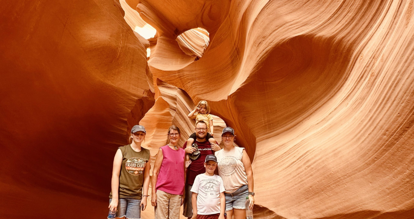 Hẻm núi Linh Dương (Antelope Canyon)