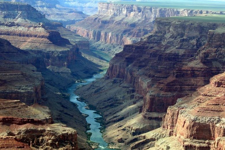 Hẻm núi đá đỏ - Red Rock Grand Canyon