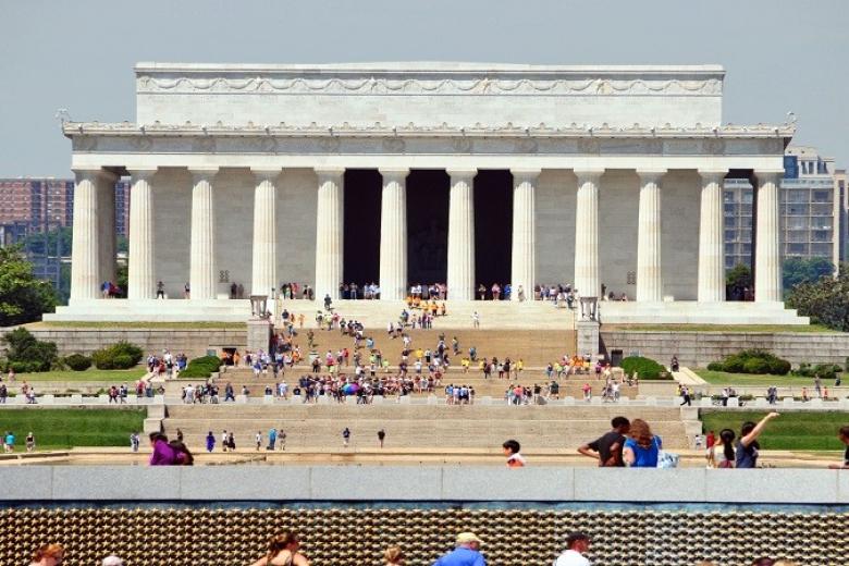 Nhà tưởng niệm Lincoln