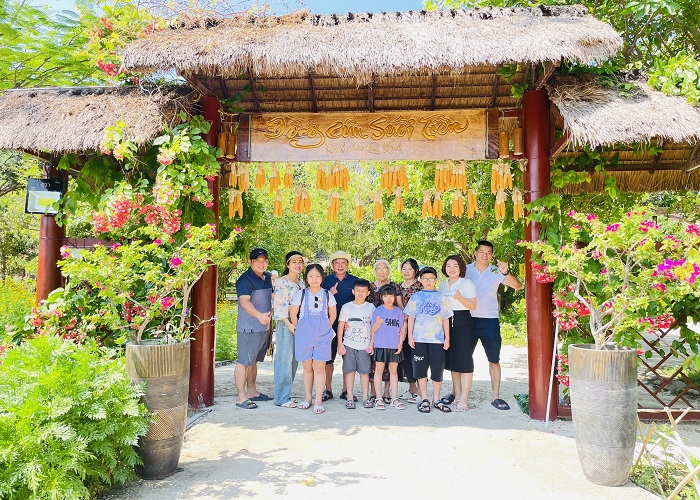 Vui chơi, tham quan