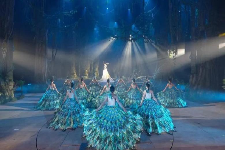 Angkor Dynasty Show