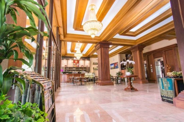 Phnom Penh Era Hotel