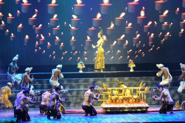 Smile Of Angkor Show