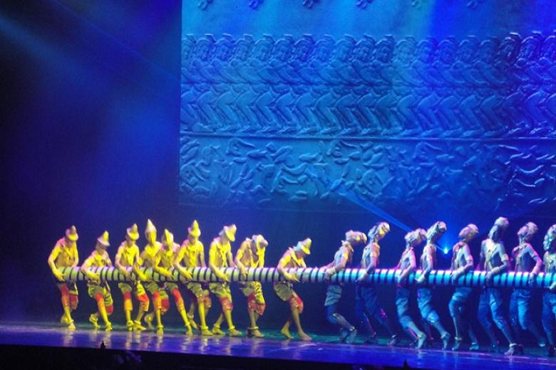Smile Of Angkor Show