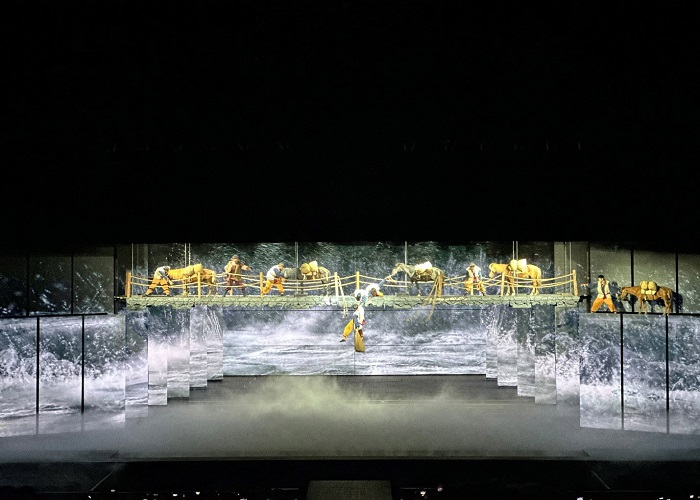 Vui chơi, tham quan