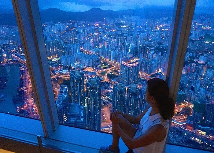 Sky 100 là địa điểm tuyệt vời để ngắm nhìn Hong Kong từ trên cao