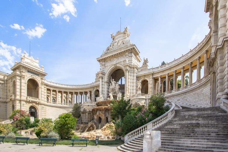 Cung điện Palais Longchamps