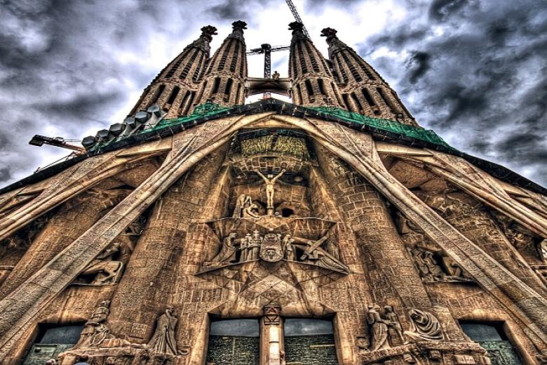 Nhà thờ Sagrada Familia