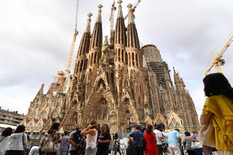 Nhà thờ Sagrada Familia