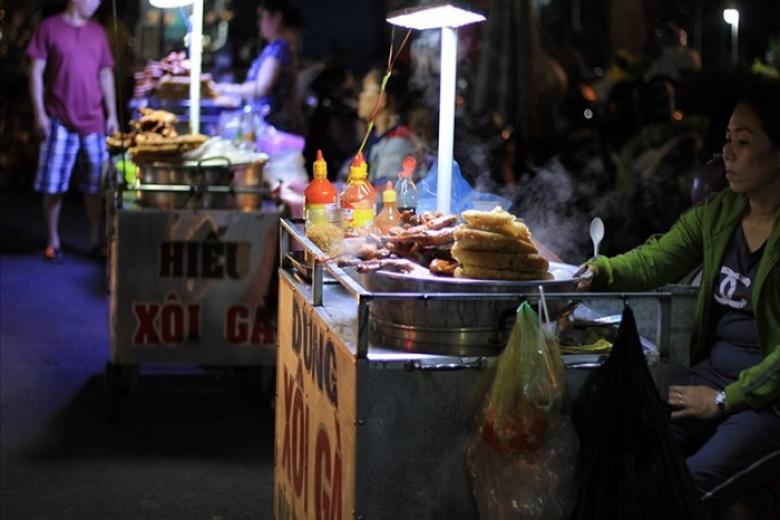 Chợ đêm Pleiku