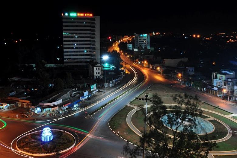 Pleiku về đêm