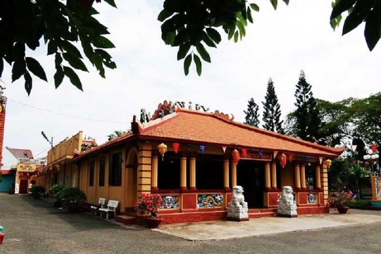 Đình Thần Thắng Tam