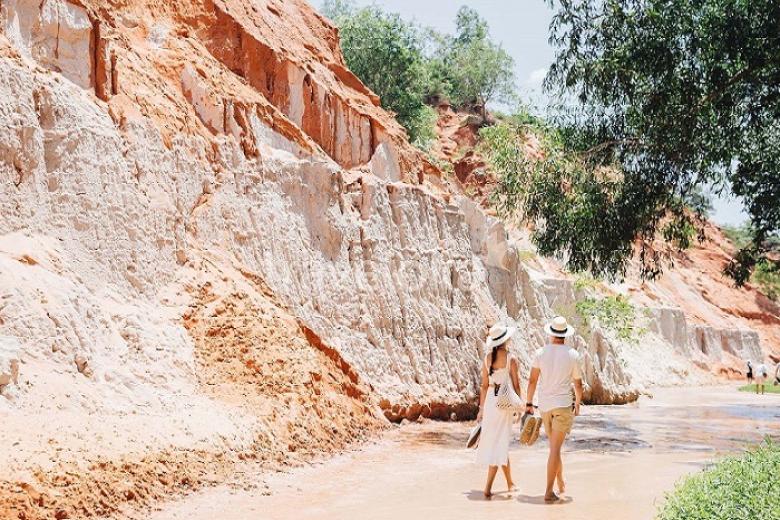 Tham quan KDL Suối Tiên