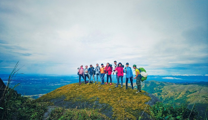 Sẵn sàng cho chuyến trekking thác Hang Én. 