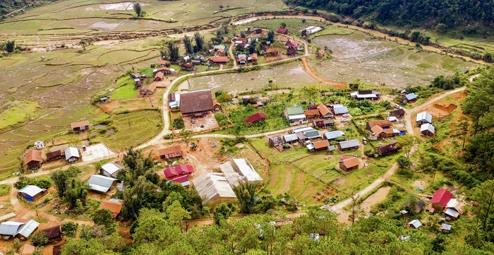 Làng Văn hóa du lịch cộng đồng Kon Pring, xã Đăk Long, là một trong bốn làng văn hóa du lịch cộng đồng của huyện Kon Plông. 
