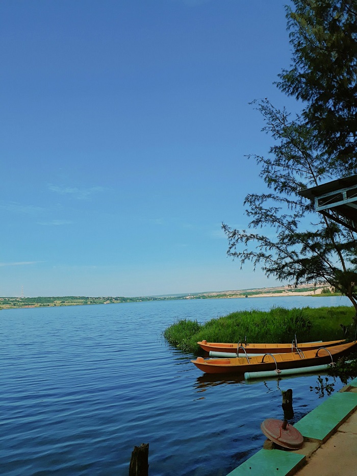 Bàu Trắng Phan Thiết