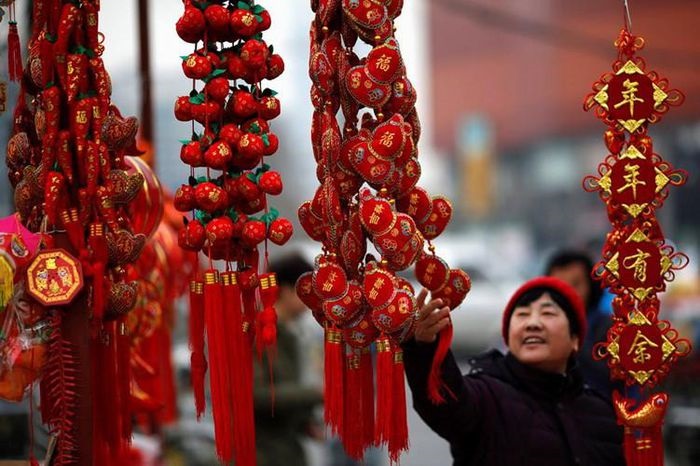 Năm mới ở Trung Quốc luôn rực rỡ sắc đỏ 