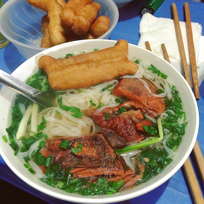 gánh phở Hàng Chiếu Hà Nội